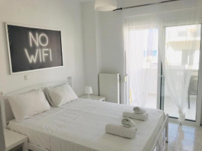 Korona beach apartments-sea view suite